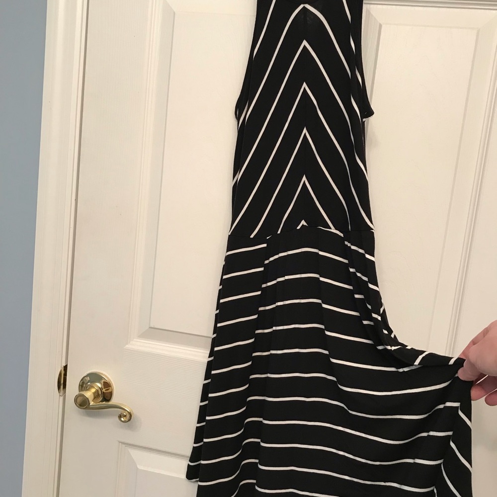 Love Fire Junior’s Size Small Dress - Picture 2 of 7